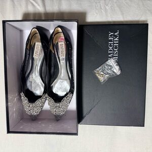 Badgley Mischka Black and Silver Embellished Flats
